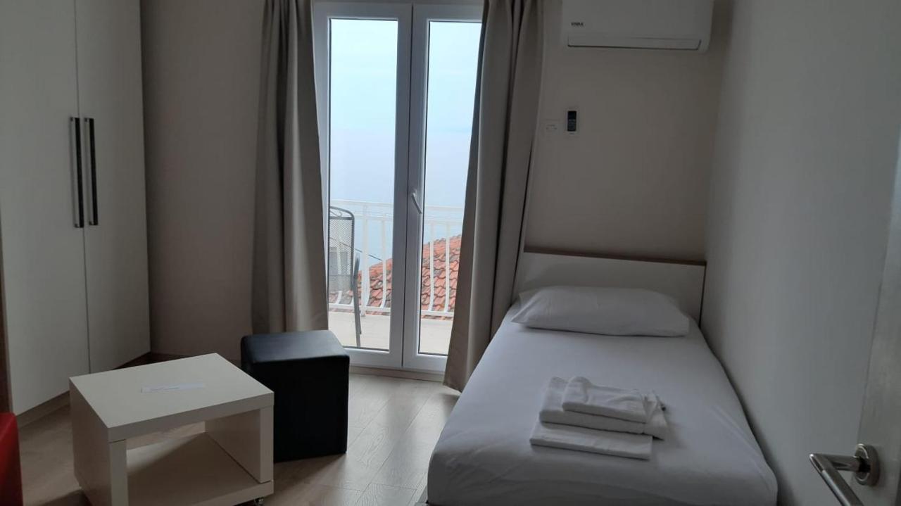 Apartmani Lara Gradac  Extérieur photo