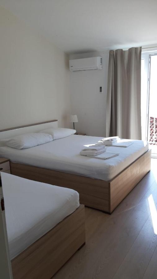 Apartmani Lara Gradac  Extérieur photo