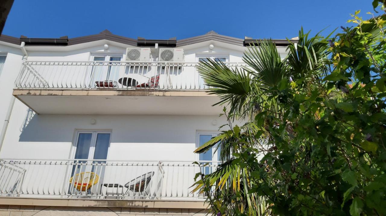 Apartmani Lara Gradac  Extérieur photo