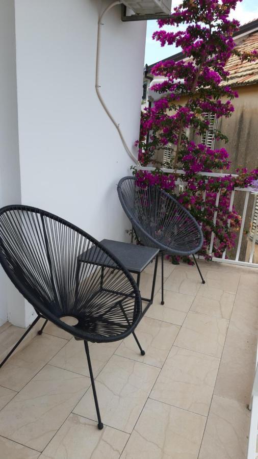 Apartmani Lara Gradac  Extérieur photo
