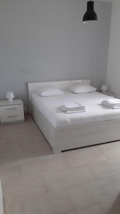 Apartmani Lara Gradac  Extérieur photo